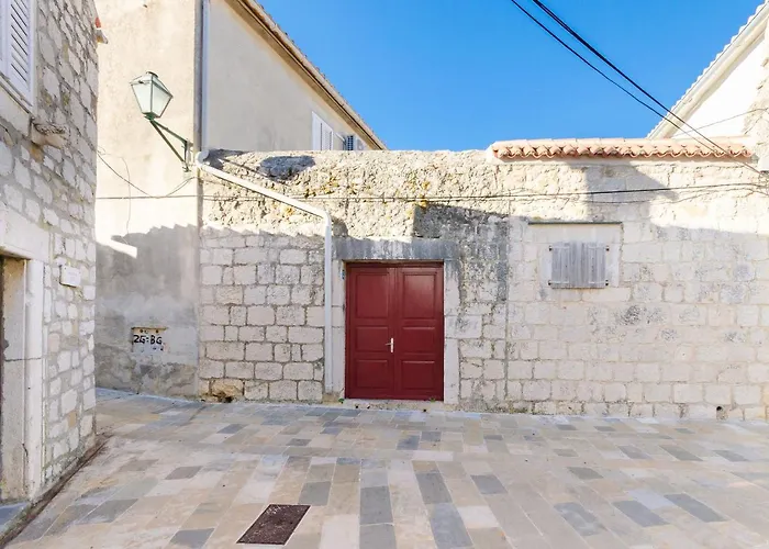 Πανσιόν Marica B 3*